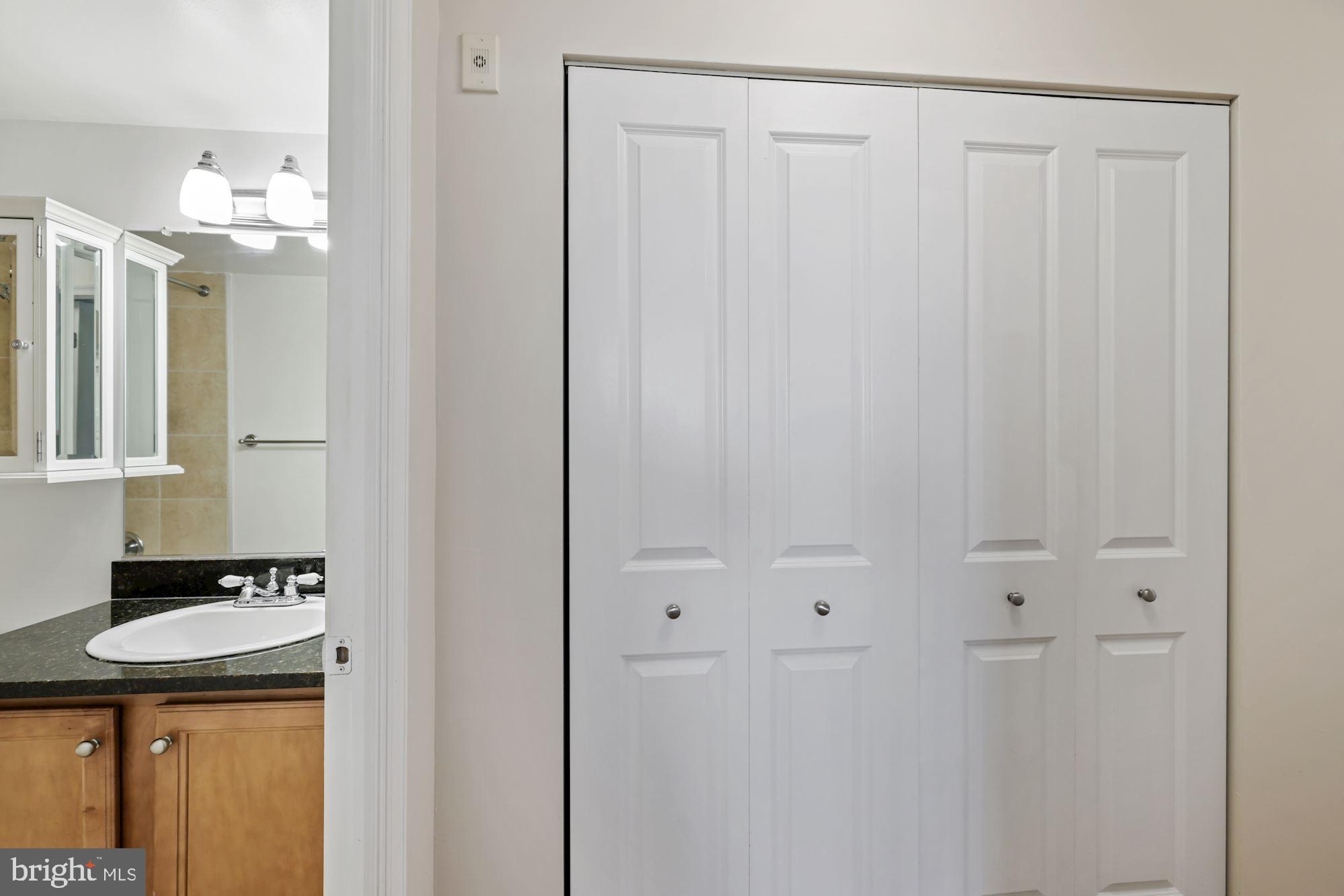 1220 Blair Mill Road, Unit 1101 Silver Spring, MD 20910 - Photo 28 of 39