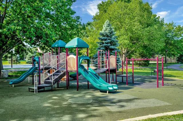 $1,000,000 | 323 Wagner Avenue, Mamaroneck, NY 10543