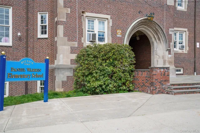 $1,000,000 | 323 Wagner Avenue, Mamaroneck, NY 10543