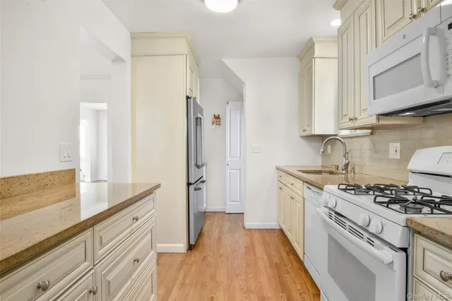 $1,000,000 | 323 Wagner Avenue, Mamaroneck, NY 10543