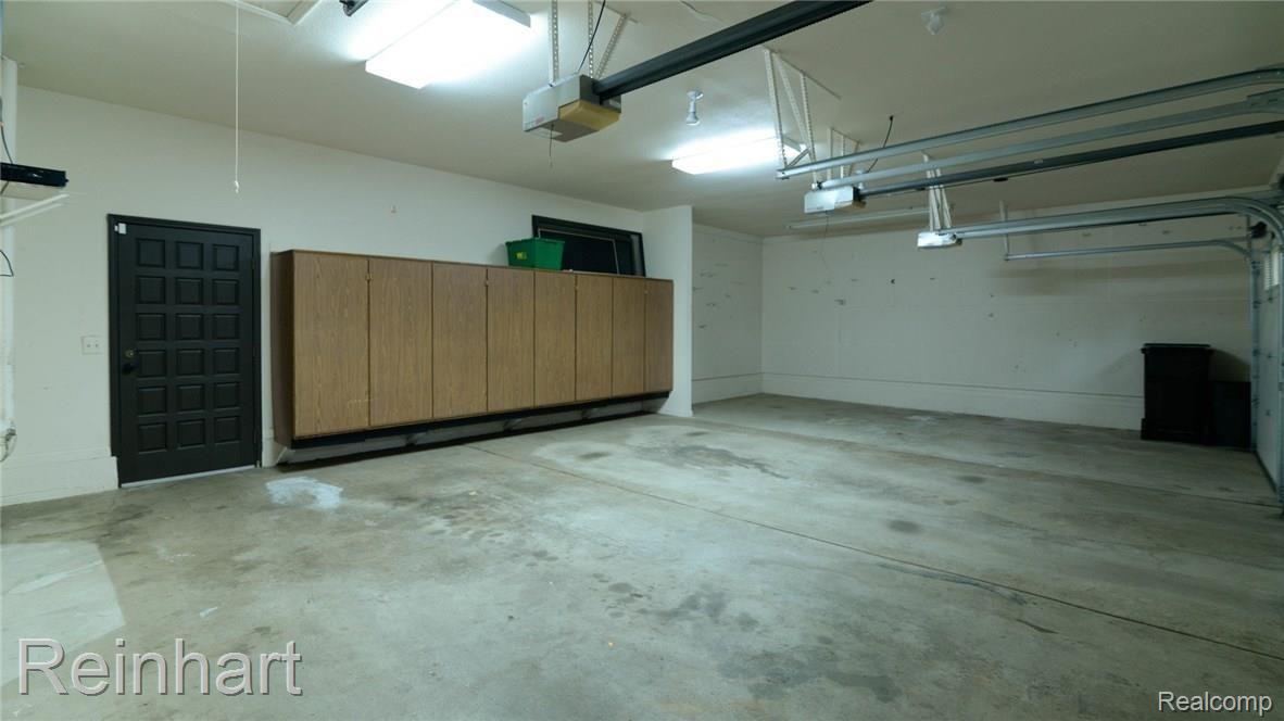 3039 Timberview Road Saline, MI 48176 - Photo 32 of 65 33299830_17.jpg