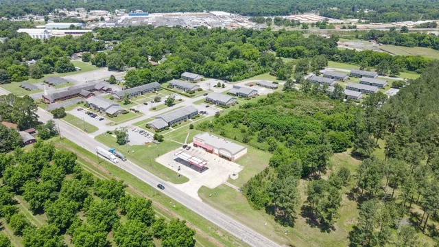 $897 | 1103 East Church Street, Fort Valley, GA 31030