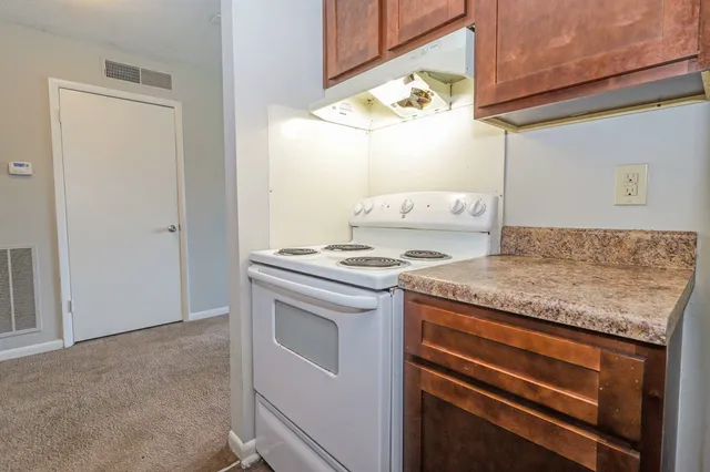 $897 | 1103 East Church Street, Fort Valley, GA 31030