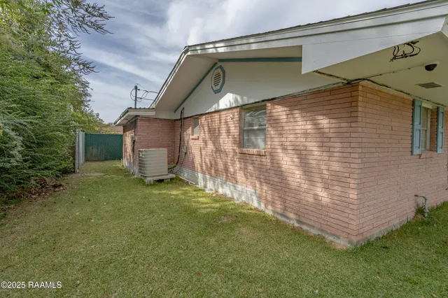 $115,000 | 912 Chestnut Street, Mamou, LA 70554