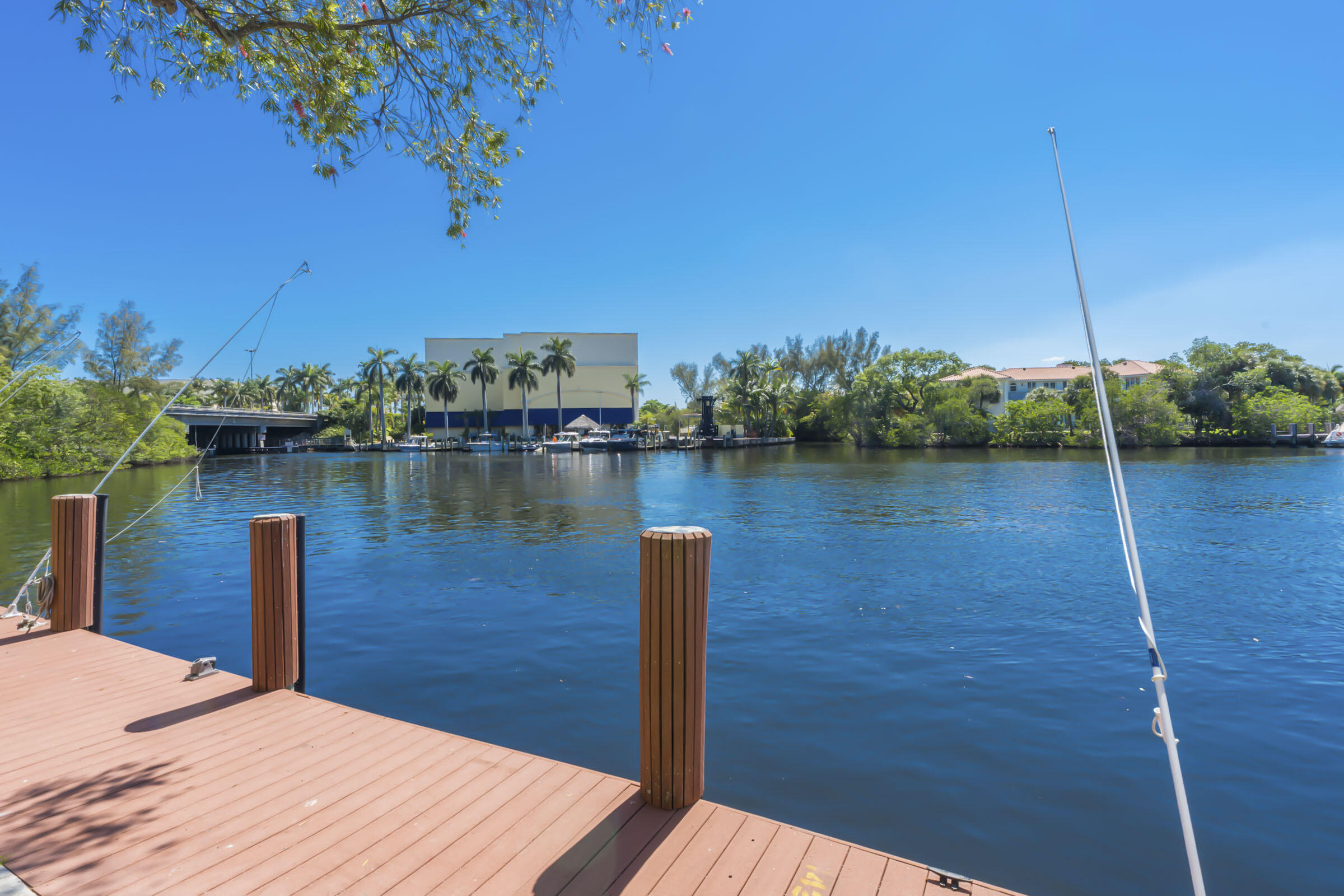22 Royal Palm Way, Unit 606 Boca Raton, FL 33432 - Photo 36 of 48 036