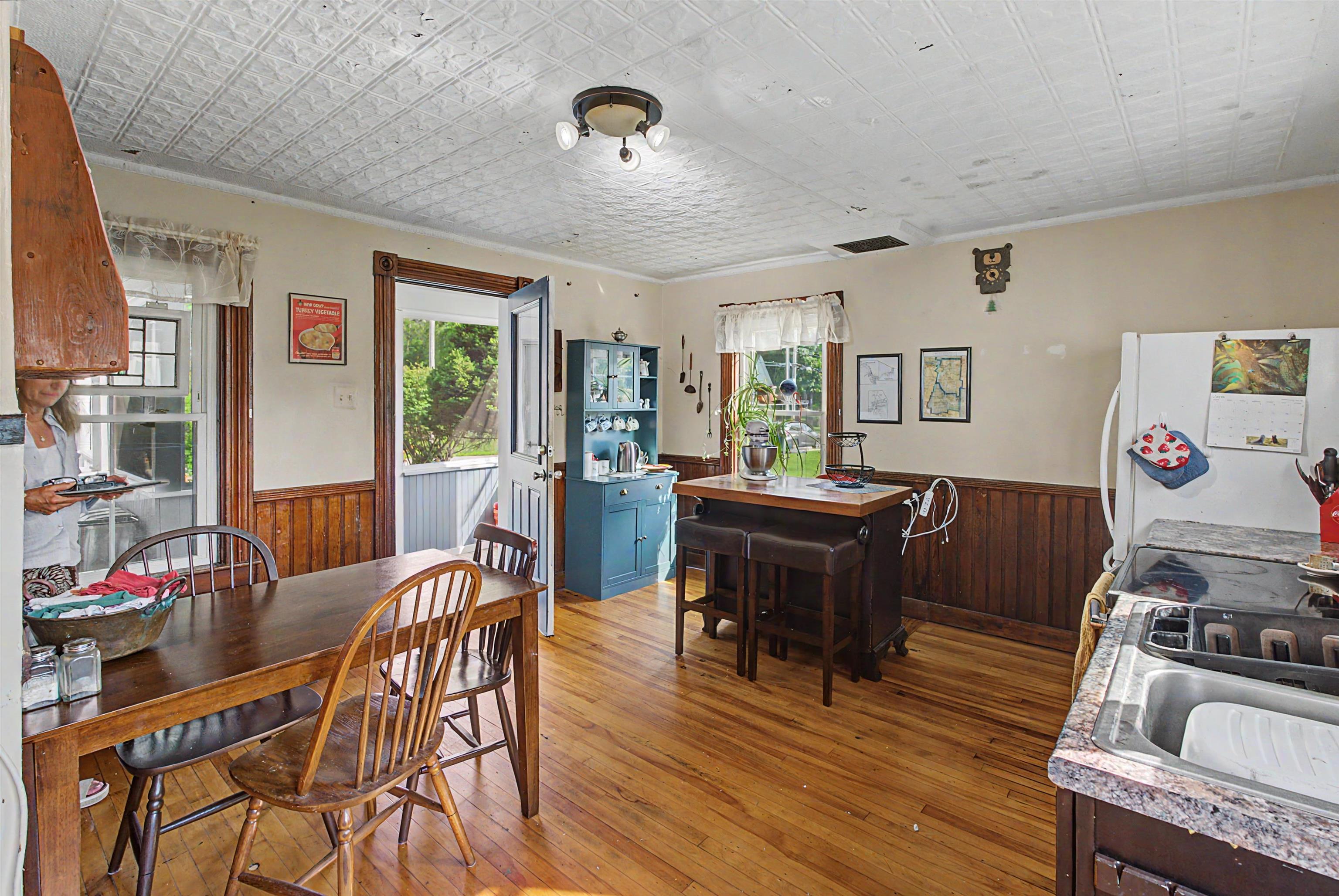 17 South Street Troy, NH 03465 - Photo 6 of 53