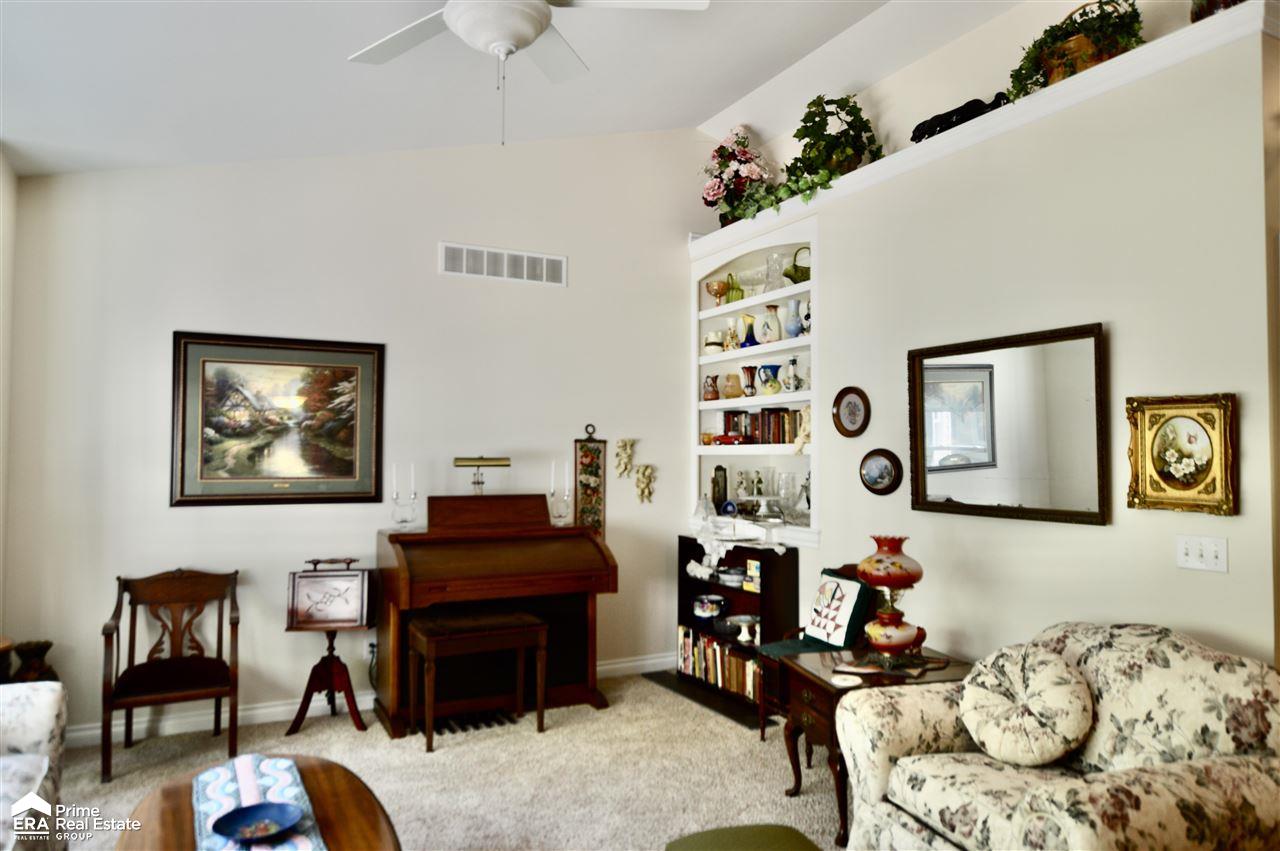 1468 Roods Lake Road Lapeer, MI 48446 - Photo 28 of 42 Living Room