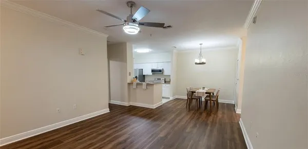 $2,000 | 430 Southern Pecan Circle, Unit 101, Winter Garden, FL 34787