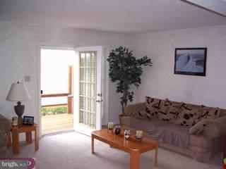 16 Cranberry Ridge, Unit 6 Reading, PA 19606 - Photo 2 of 6