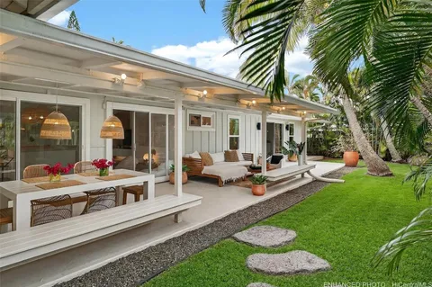 a view of outdoor space yard deck and patio
