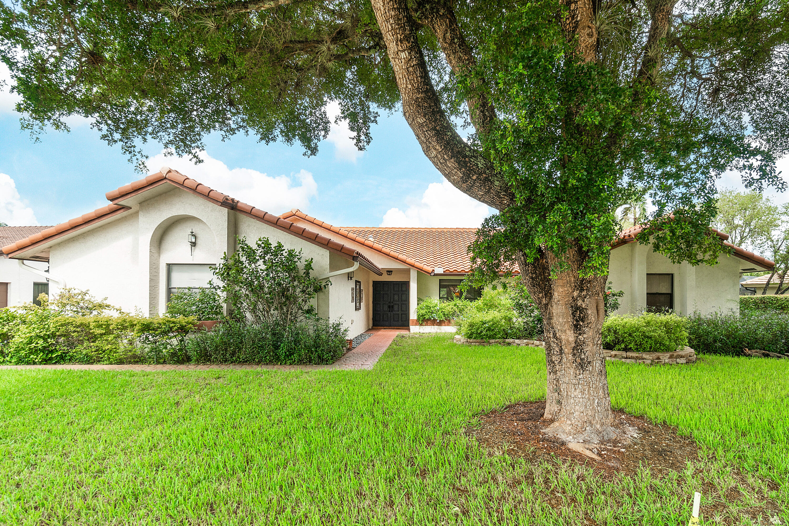 11427 Boca Woods Lane Boca Raton, FL 33428 - Photo 1 of 49 joe1