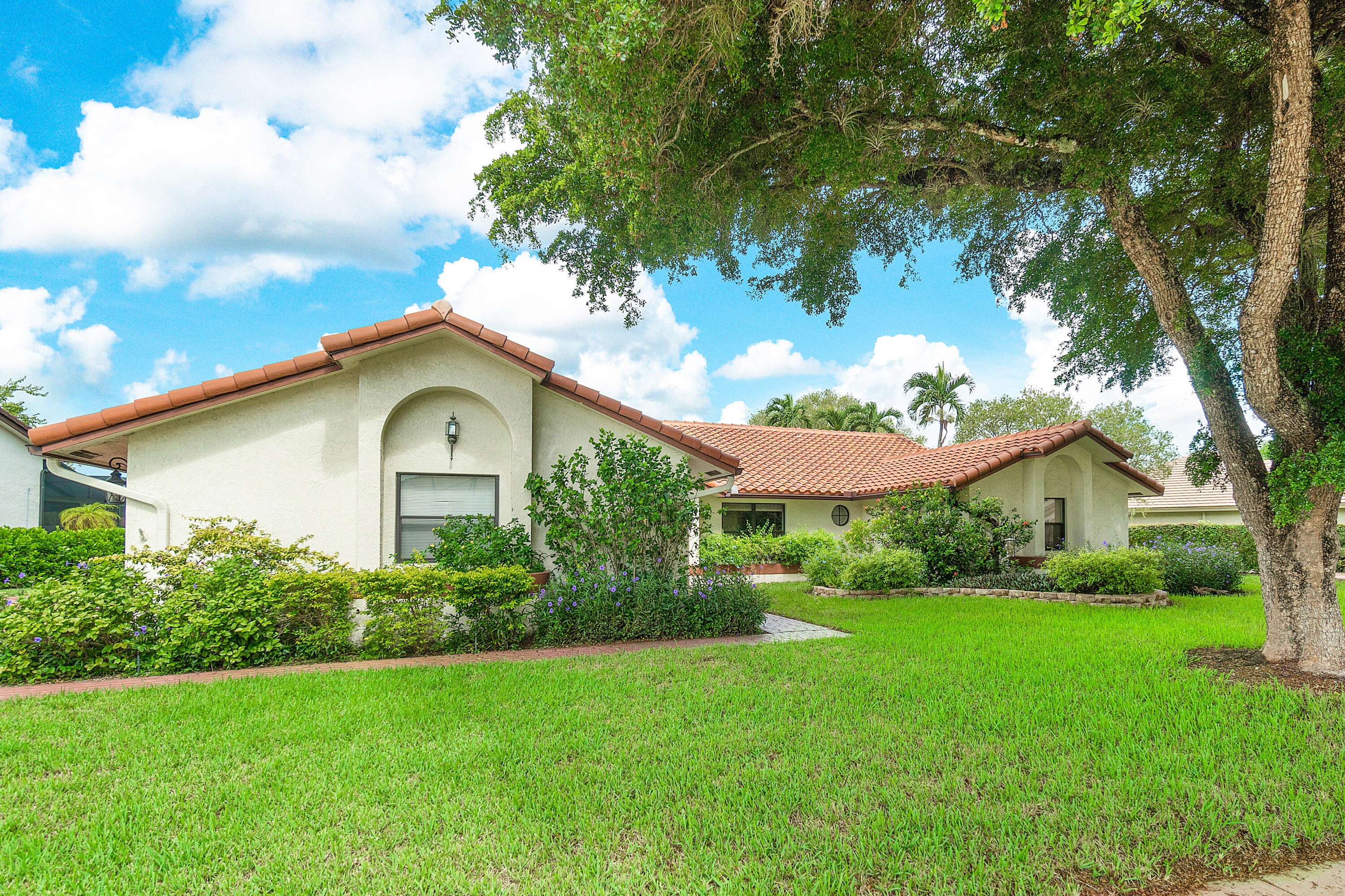 11427 Boca Woods Lane Boca Raton, FL 33428 - Photo 3 of 49 joe3