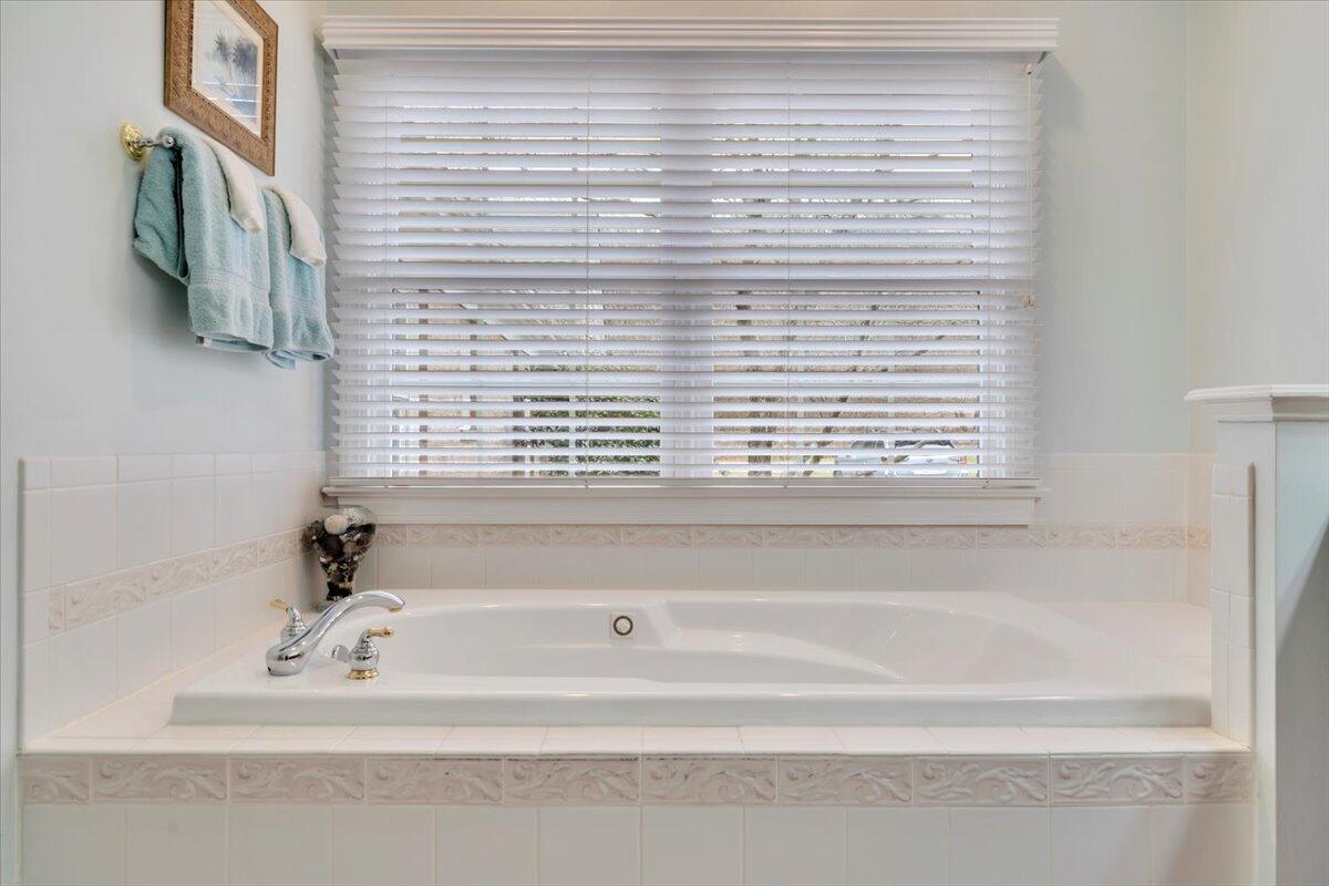 611 Highfield Road Salem, VA 24153 - Photo 54 of 95 54-MIB03480