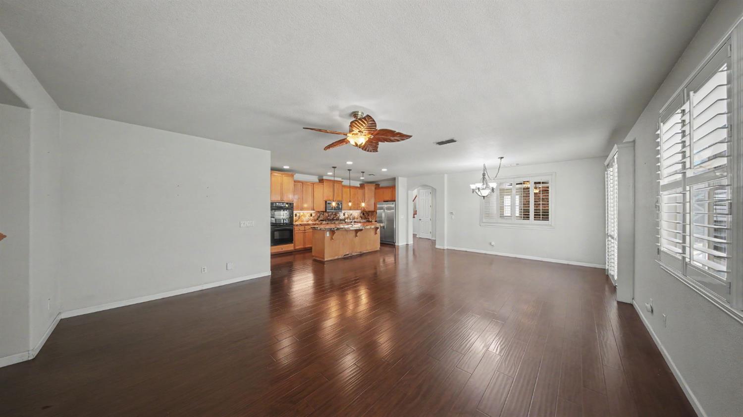 379 John Kamps Way Ripon, CA 95366 - Photo 13 of 43