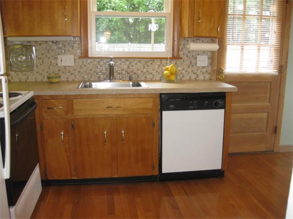 85 Roundtop Road Framingham, MA 01701 - Photo 5 of 9 Gallery Image 5