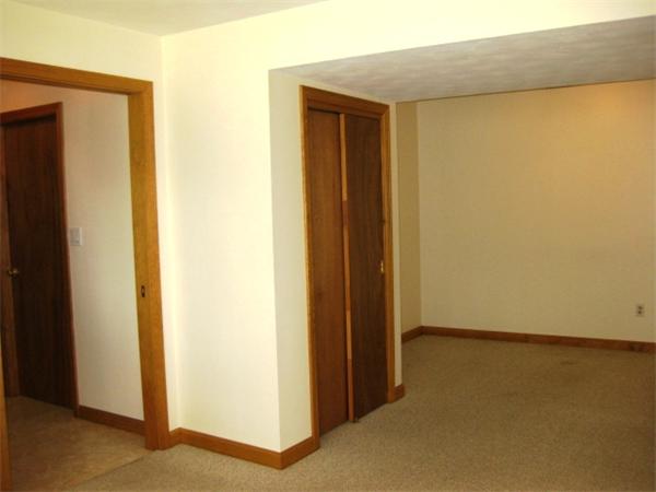 85 Roundtop Road Framingham, MA 01701 - Photo 7 of 9 Gallery Image 7