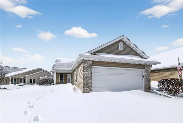 $374,900 | 608 Springbrook Circle, DeForest, WI 53532