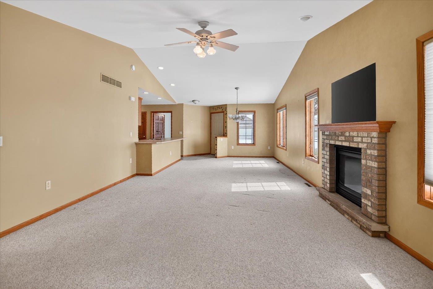 608 Springbrook Circle DeForest, WI 53532 - Photo 15 of 46