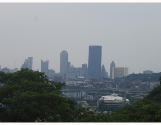 3446 Frazier Street Pittsburgh, PA 15213 - Photo 10 of 18 View. Have your 4th of July gathering here: downtown view from third floor.