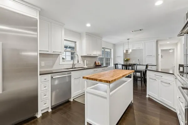 $749,000 | 9515 Robin Meadow Drive, Dallas, TX 75243