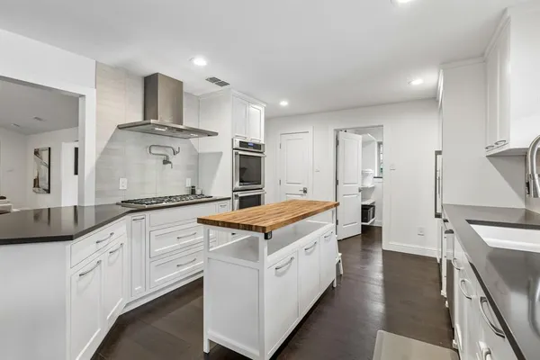 $749,000 | 9515 Robin Meadow Drive, Dallas, TX 75243