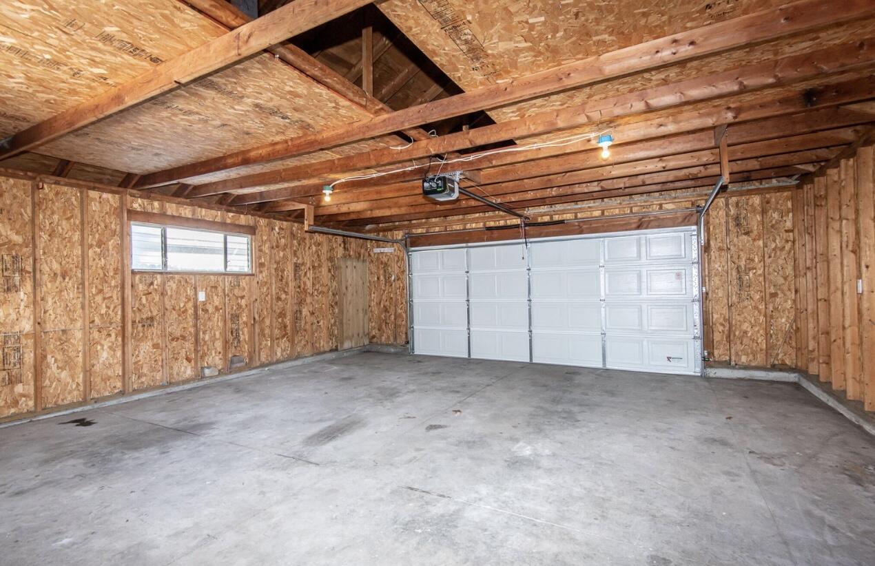 1022 Goold Street Racine, WI 53402 - Photo 13 of 14 71C7B58B-593D-4239-92D2-20345C81F58B