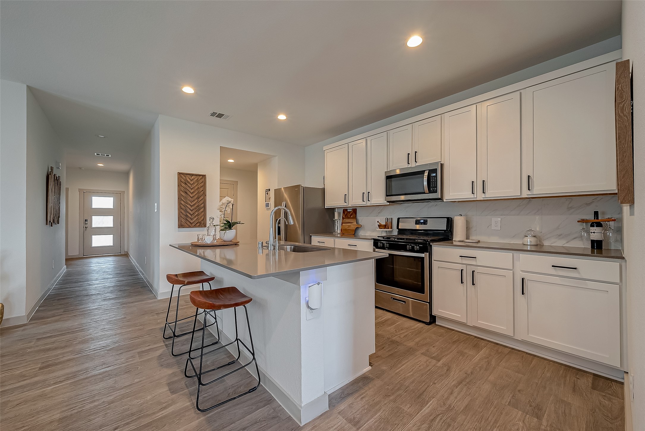 14530 Raintree Drive Baytown, TX 77523 - Photo 7 of 42