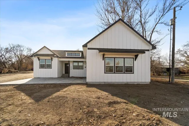 $479,900 | 16 Fairway Drive, Council, ID 83612