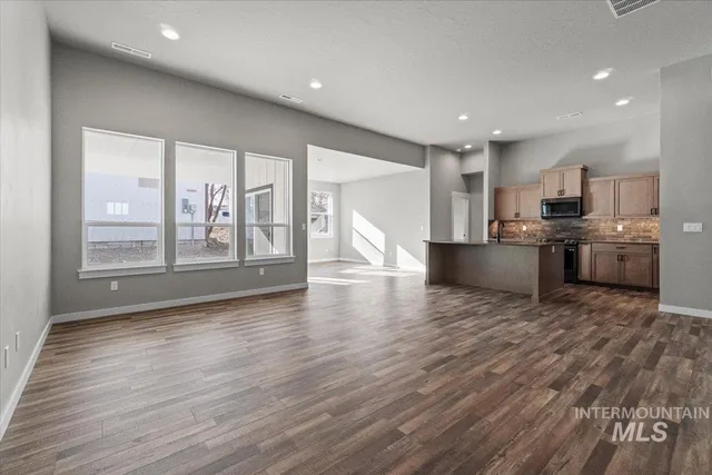 $479,900 | 16 Fairway Drive, Council, ID 83612