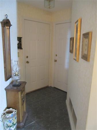 33 Pointe Rok Drive, Unit 33 Worcester, MA 01604 - Photo 17 of 23 Gallery Image 17