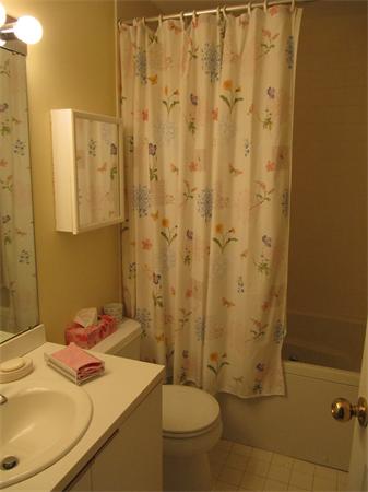 33 Pointe Rok Drive, Unit 33 Worcester, MA 01604 - Photo 22 of 23 Gallery Image 22