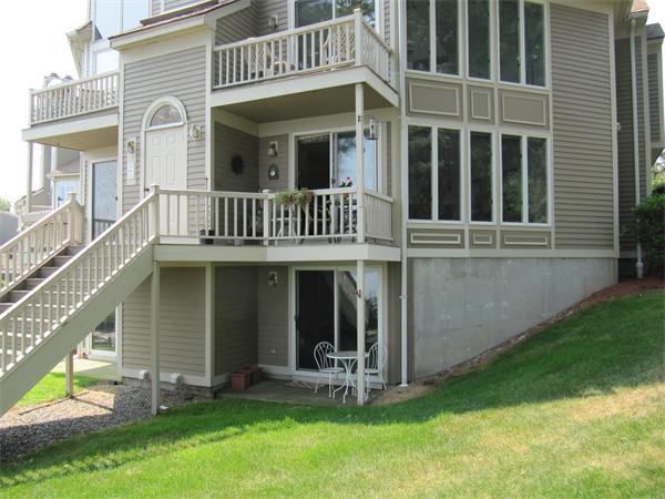 33 Pointe Rok Drive, Unit 33 Worcester, MA 01604 - Photo 9 of 23 Gallery Image 9