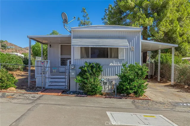 $135,000 | 2501 Sierra Highway, Unit 142, Acton, CA 93510