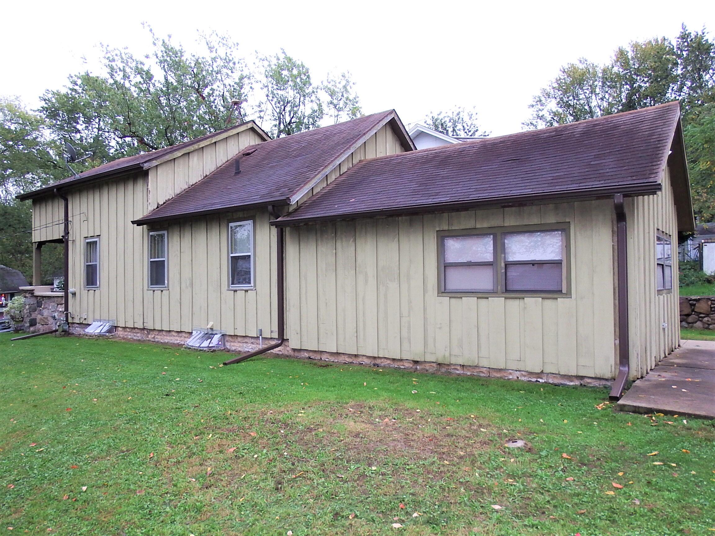 443 24th Street North Springfield, MI 49037 - Photo 21 of 22 DSCF6346