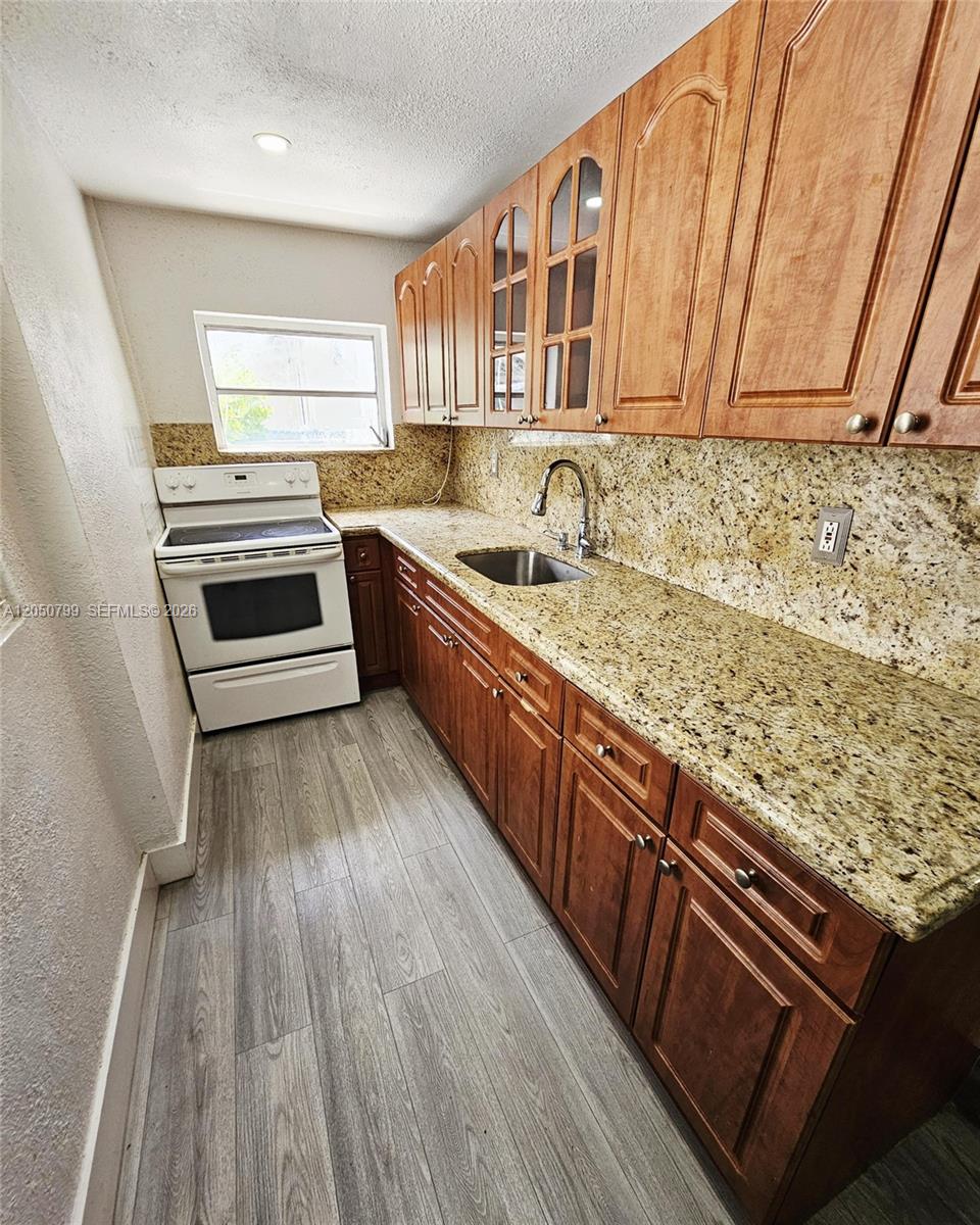 464 East 13th Street, Unit 464 Hialeah, FL 33010 - Photo 6 of 7
