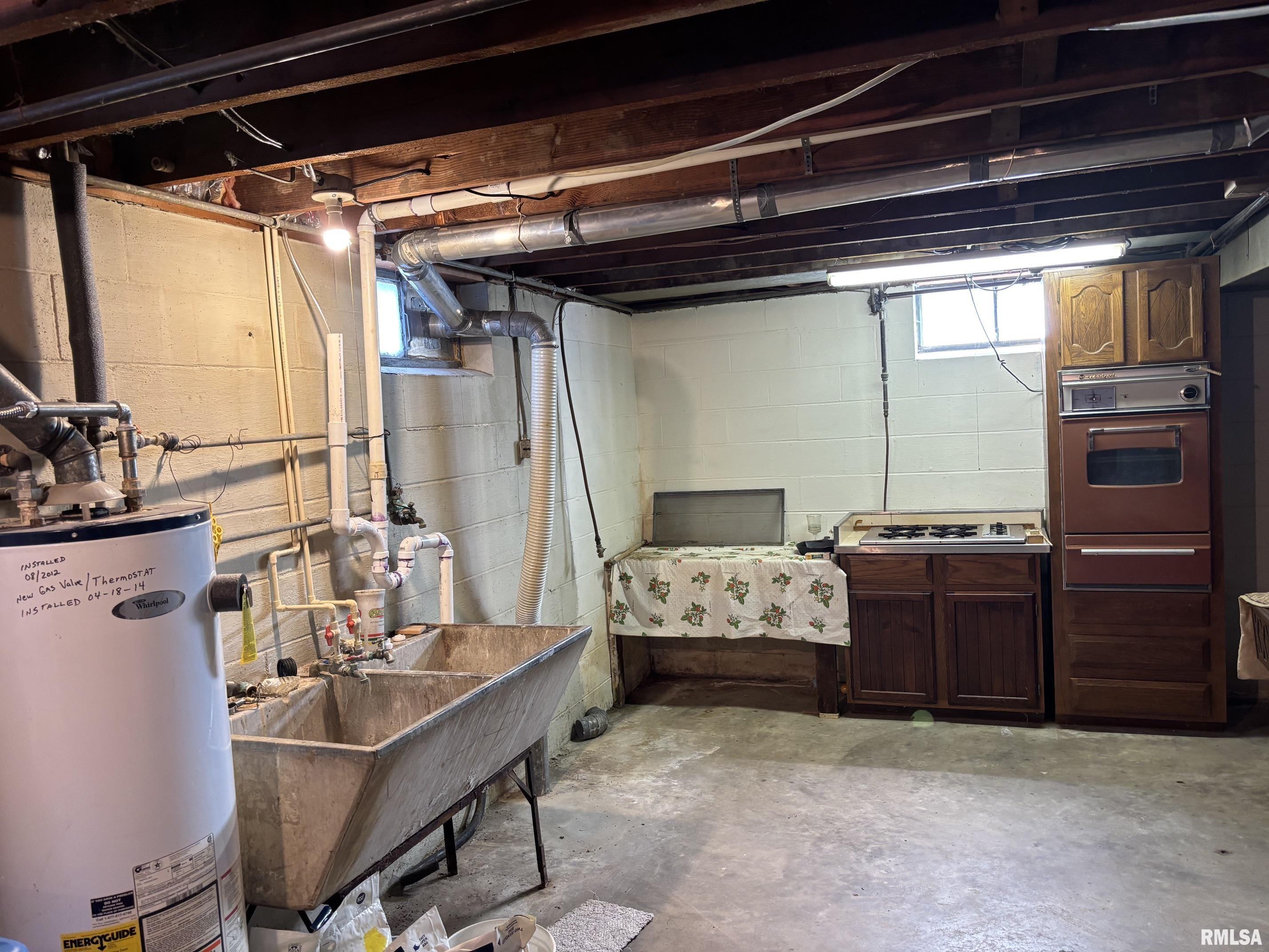 402 Sheridan Road Pekin, IL 61554 - Photo 30 of 33