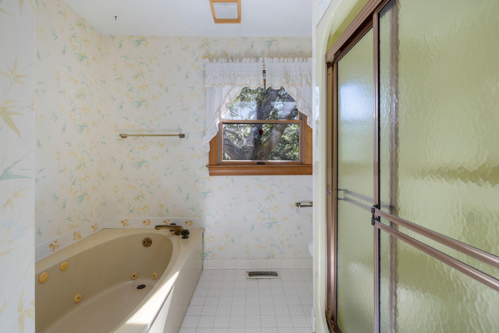 2450 Kemway Road Johns Island, SC 29455 - Photo 24 of 43 19-web-or-mls-2450 Kemway Rd - Coastal R