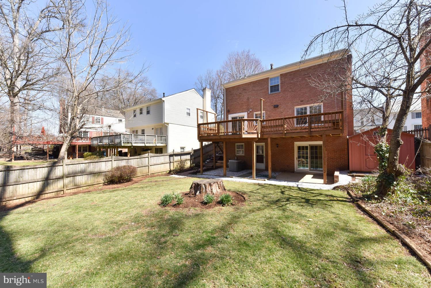 1112 Randolph Road McLean, VA 22101 - Photo 22 of 23 Level backyard