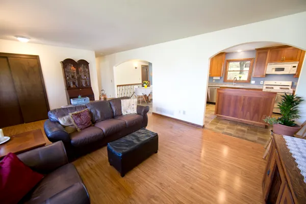 $475,000 | W254-s6440 McGregor Court, Waukesha, WI 53189