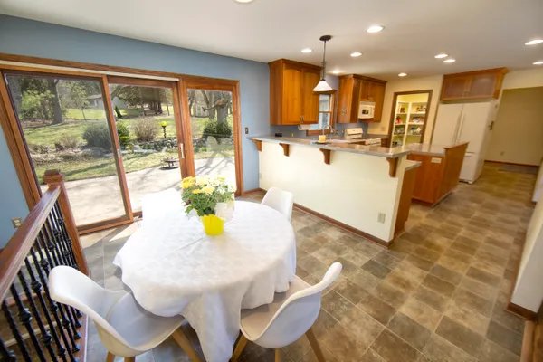 $475,000 | W254-s6440 McGregor Court, Waukesha, WI 53189