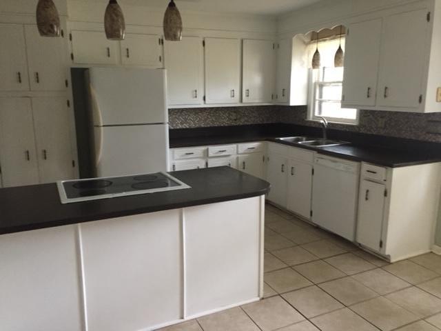 2508 Dearborne Road North Charleston, SC 29406 - Photo 1 of 10 Kitchen