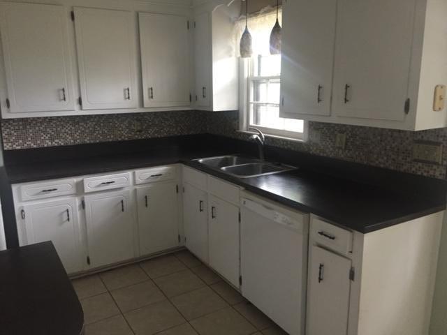 2508 Dearborne Road North Charleston, SC 29406 - Photo 2 of 10 Kitchen 2