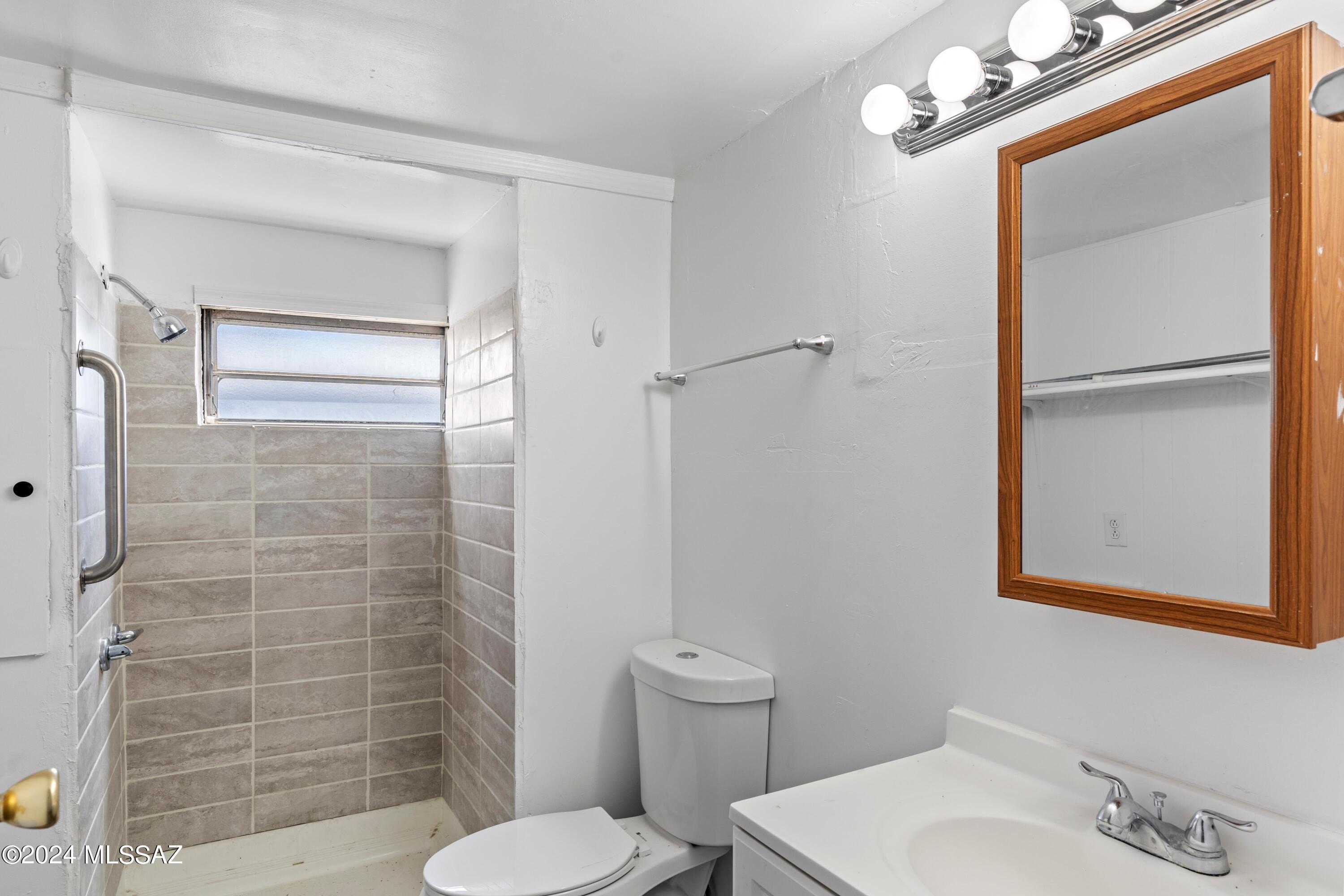 3426 North Romero Road, Unit 70 Tucson, AZ 85705 - Photo 2 of 2