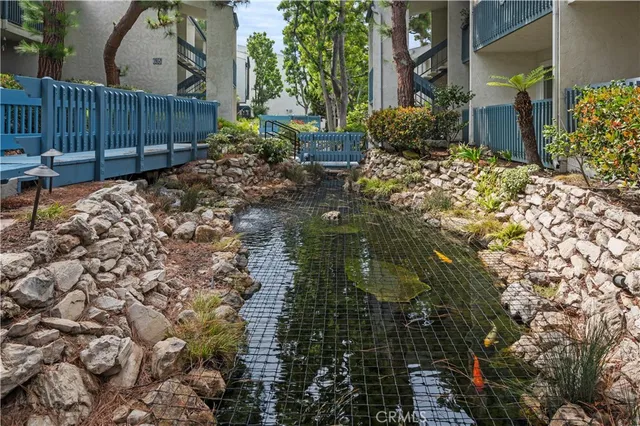 $549,000 | 603 South Prospect Avenue, Unit 205, Redondo Beach, CA 90277