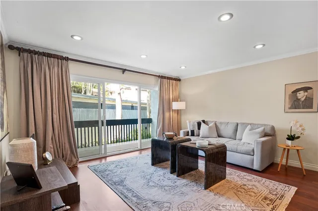 $549,000 | 603 South Prospect Avenue, Unit 205, Redondo Beach, CA 90277