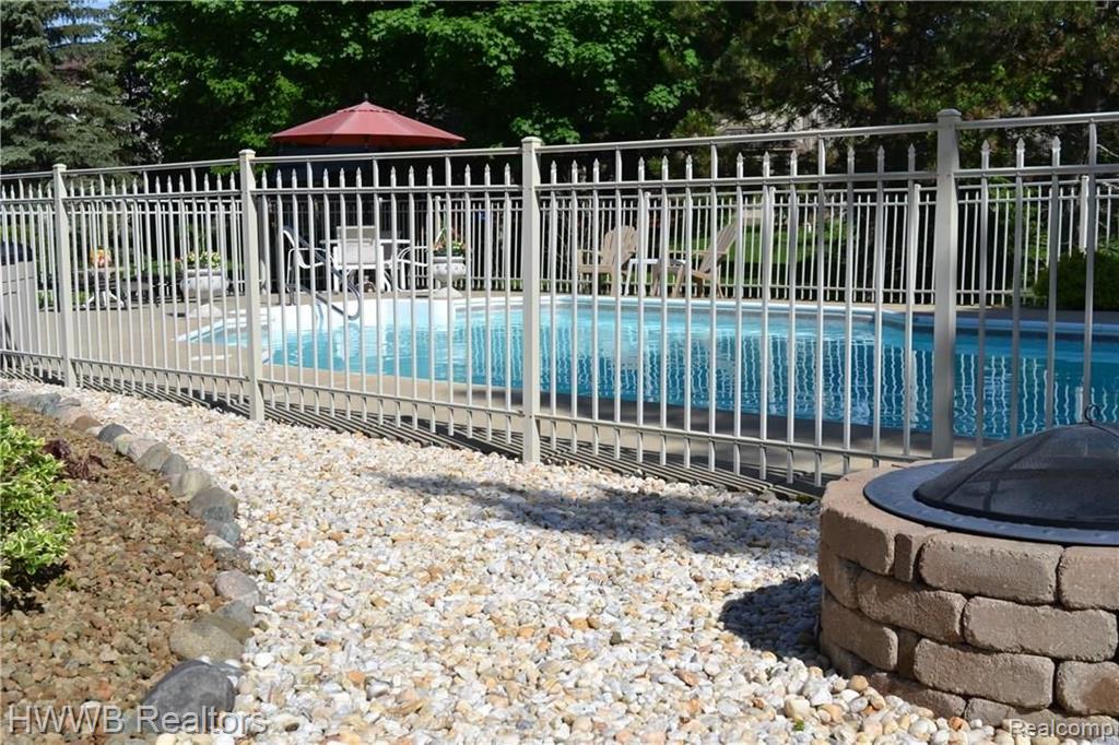 3424 Wedgewood Drive Rochester Hills, MI 48306 - Photo 39 of 43
