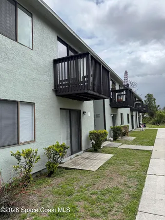 $1,300 | 421 Mercury Avenue Southeast, Unit 8, Palm Bay, FL 32909