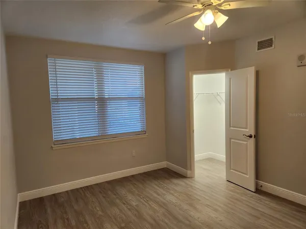 $2,100 | 960 Starkey Road, Unit 10304, Largo, FL 33771