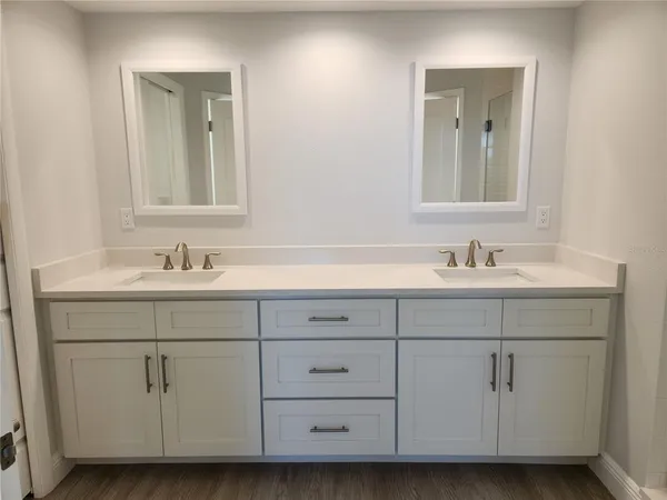 $2,100 | 960 Starkey Road, Unit 10304, Largo, FL 33771