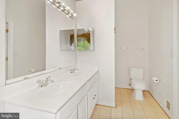 $3,800 | 12489 Lucas Drive, Fairfax, VA 22033